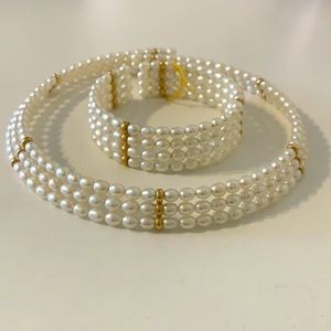 Vintage pearl choker with matching bracelet